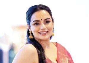 നടി ശ്വേതാ മേനോനെതിരായ കേസ്: ഗൂഢതന്ത്രം അന്വേഷിക്കണമെന്ന് മാലാപാര്‍വതി