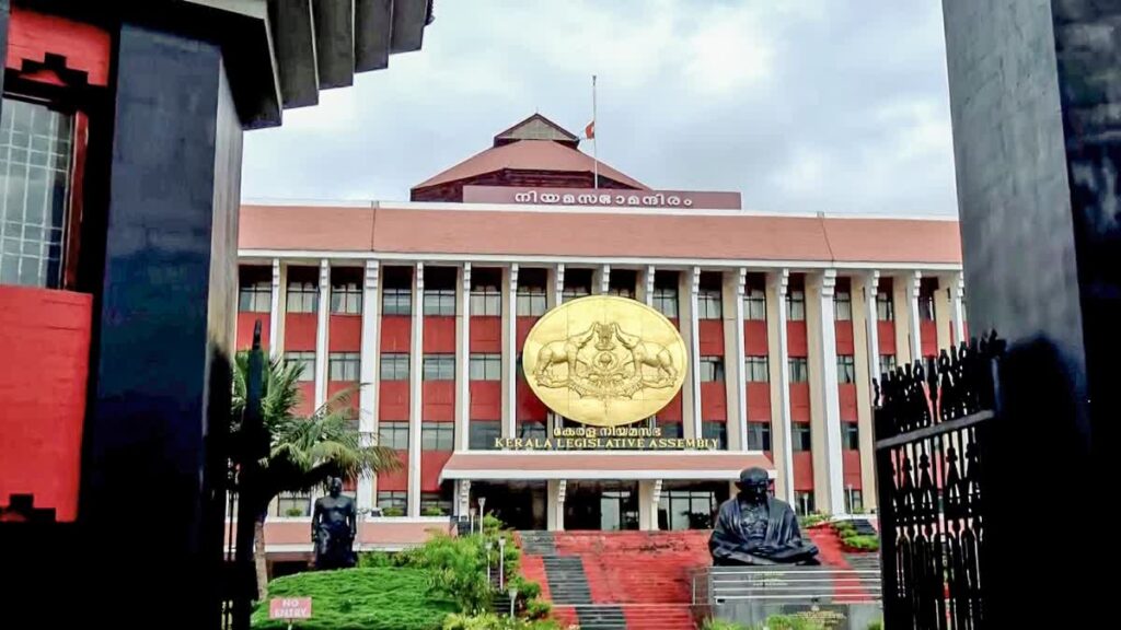 ഭരണപക്ഷവും, പ്രതിപക്ഷവും തമ്മില്‍ നേര്‍ക്കുനേര്‍ പോര്