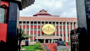 ഭരണപക്ഷവും, പ്രതിപക്ഷവും തമ്മില്‍ നേര്‍ക്കുനേര്‍ പോര്