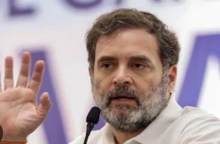 രാഹുല്‍ ഗാന്ധിയുടെ വസതിയിലേക്ക്&hellip;