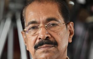 കോണ്‍ഗ്രസ് മന്ത്രിമാരായി സണ്ണിജോസഫും, ലിജുവും, ബല്‍റാമിനെ തഴഞ്ഞു